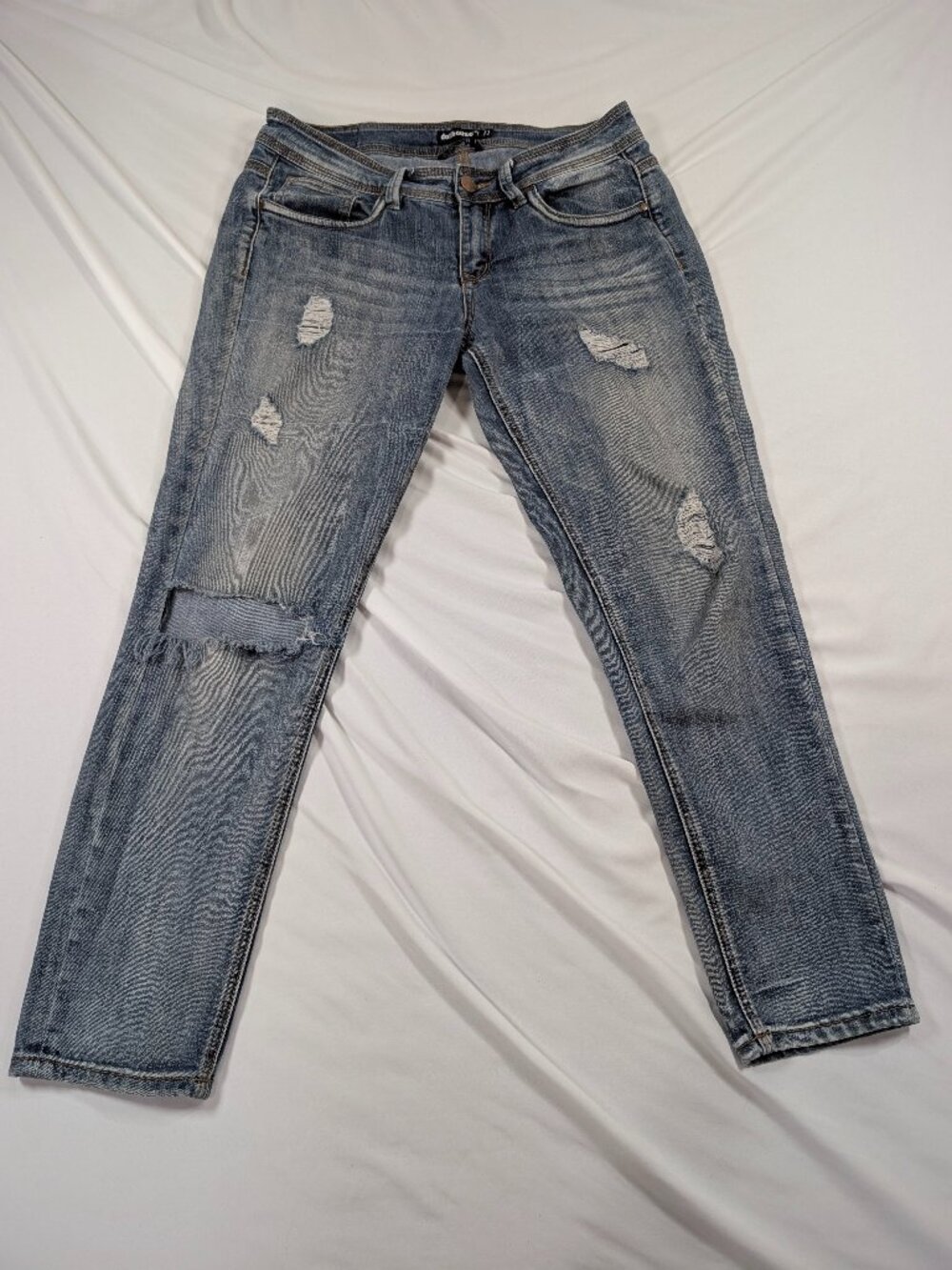 Dollhouse Charley Distressed Jeans Size 11 Medium Wash Ripped Denim